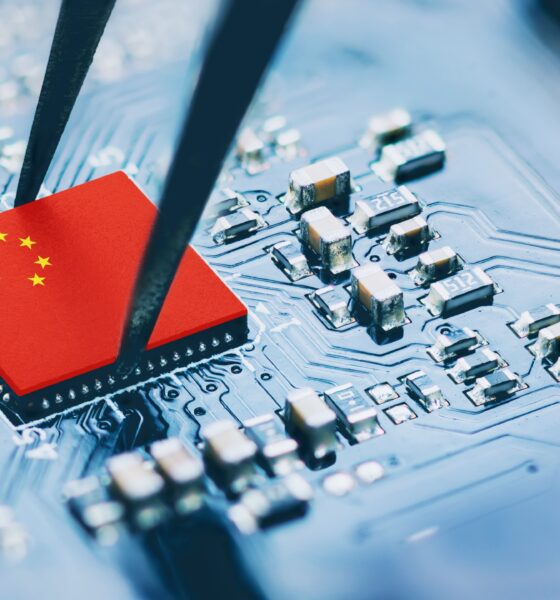 China Catches Up On Quantum Computers, Makes 1st Delivery