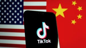 TikTok Issue is Highly Politicized, Says Top Professor